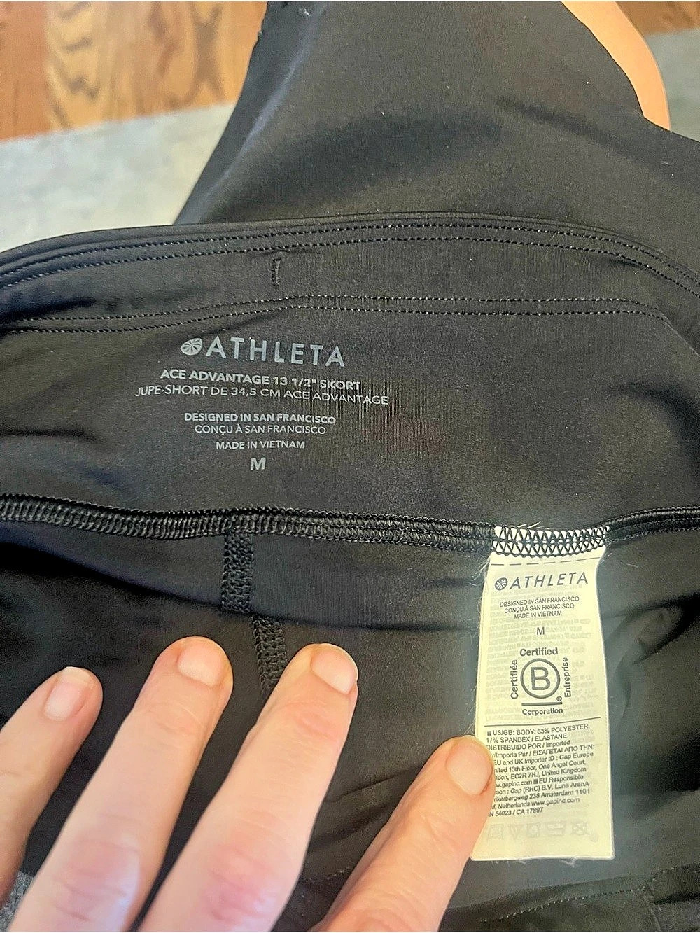 Athleta Ace Advantage 13 1/2 Skort Athletic Skort in Black Size Medium - Picture 3 of 9